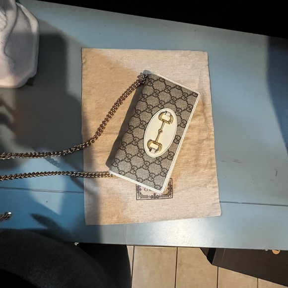 Gucci horse-bit leather wallet. With chain strap. - Picture 7 of 16